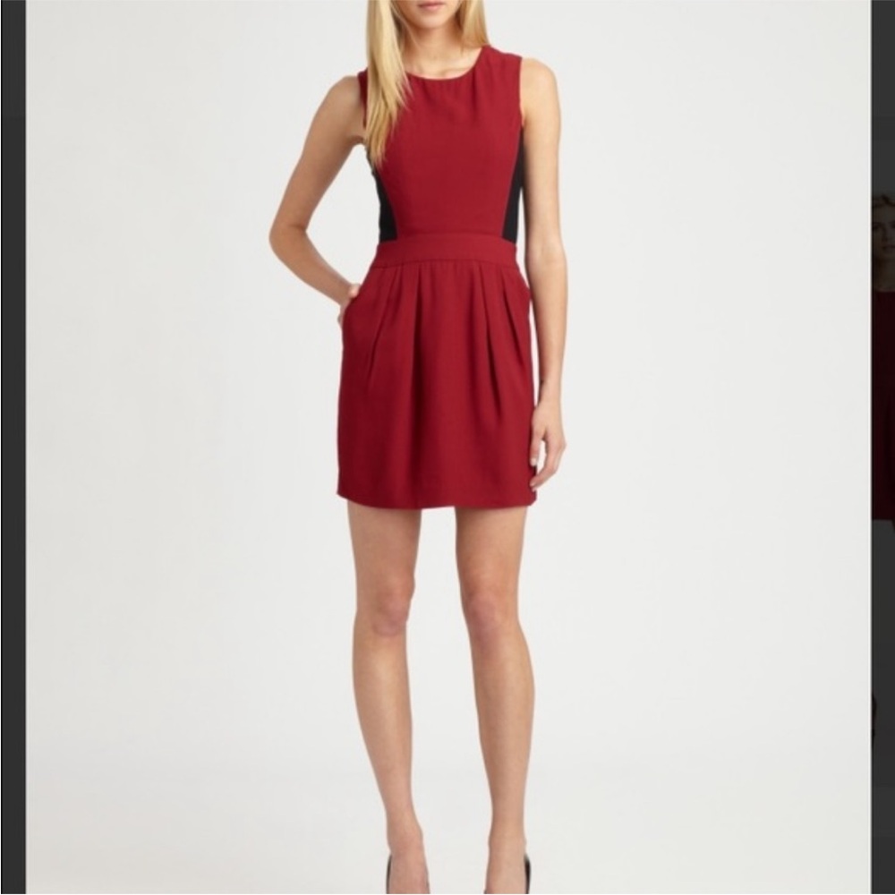 Theory Darua Dress Corpcore Sleeveless Tailor Red Size 8 Career Chic Office Wear